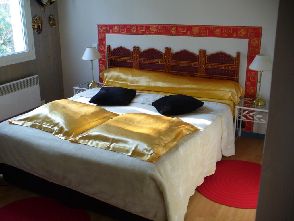 Chambre D'Hotes Dyrslot Saint-Denis-de-Pile Esterno foto