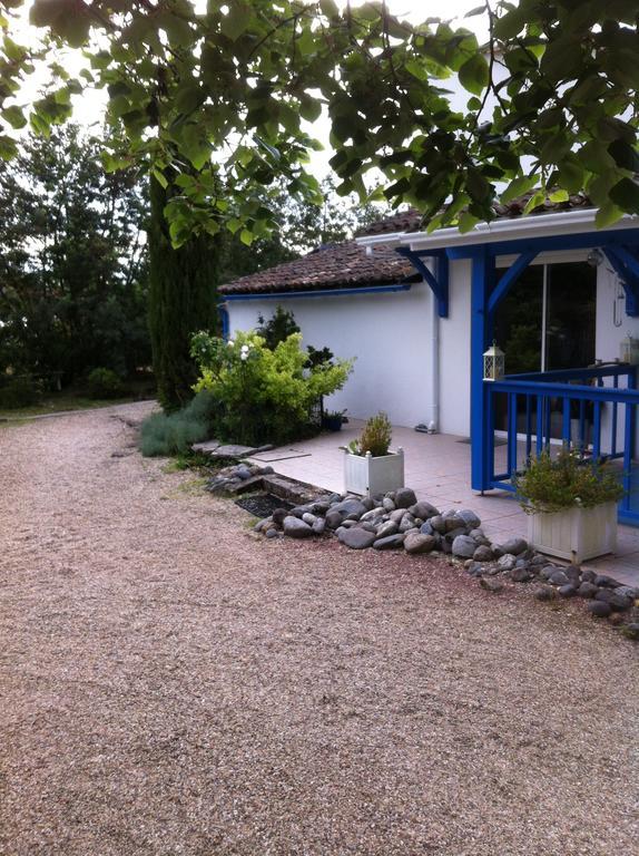 Chambre D'Hotes Dyrslot Saint-Denis-de-Pile Esterno foto